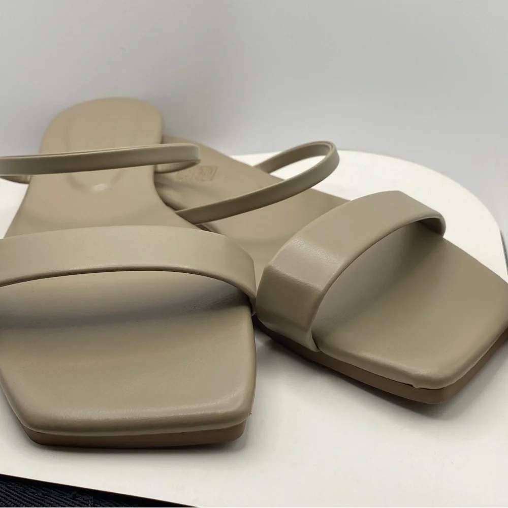 JMGXY Flat Sandal